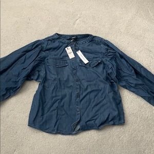 Denim collarlesss utility shirt